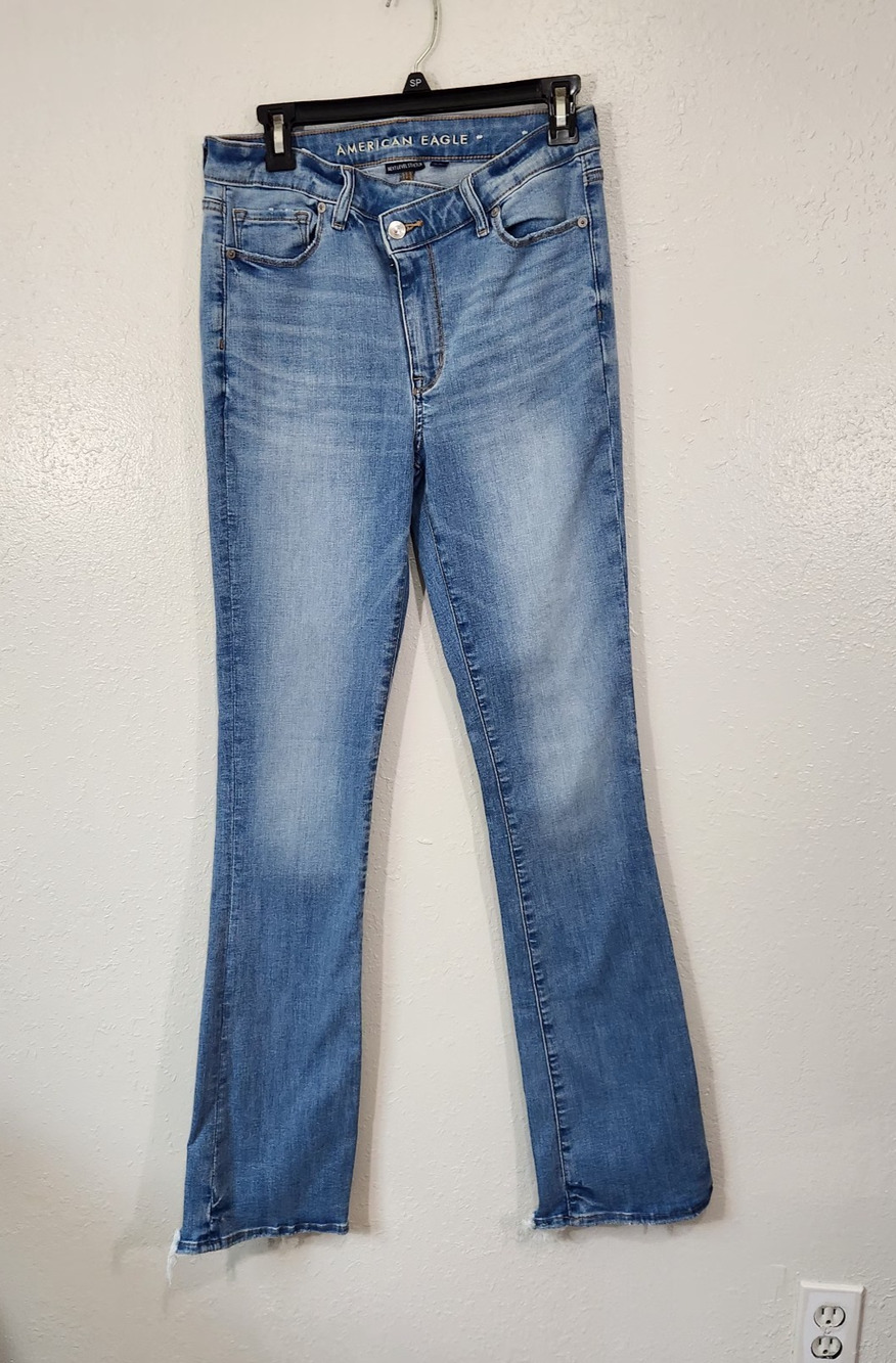 American Eagle Next Level Stretch Jeans Womens 6 Long Bootcut Flare Light Wash